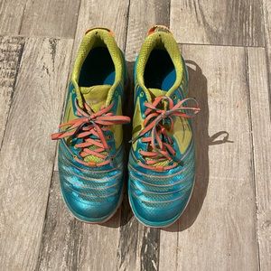 Hoka vanquish
